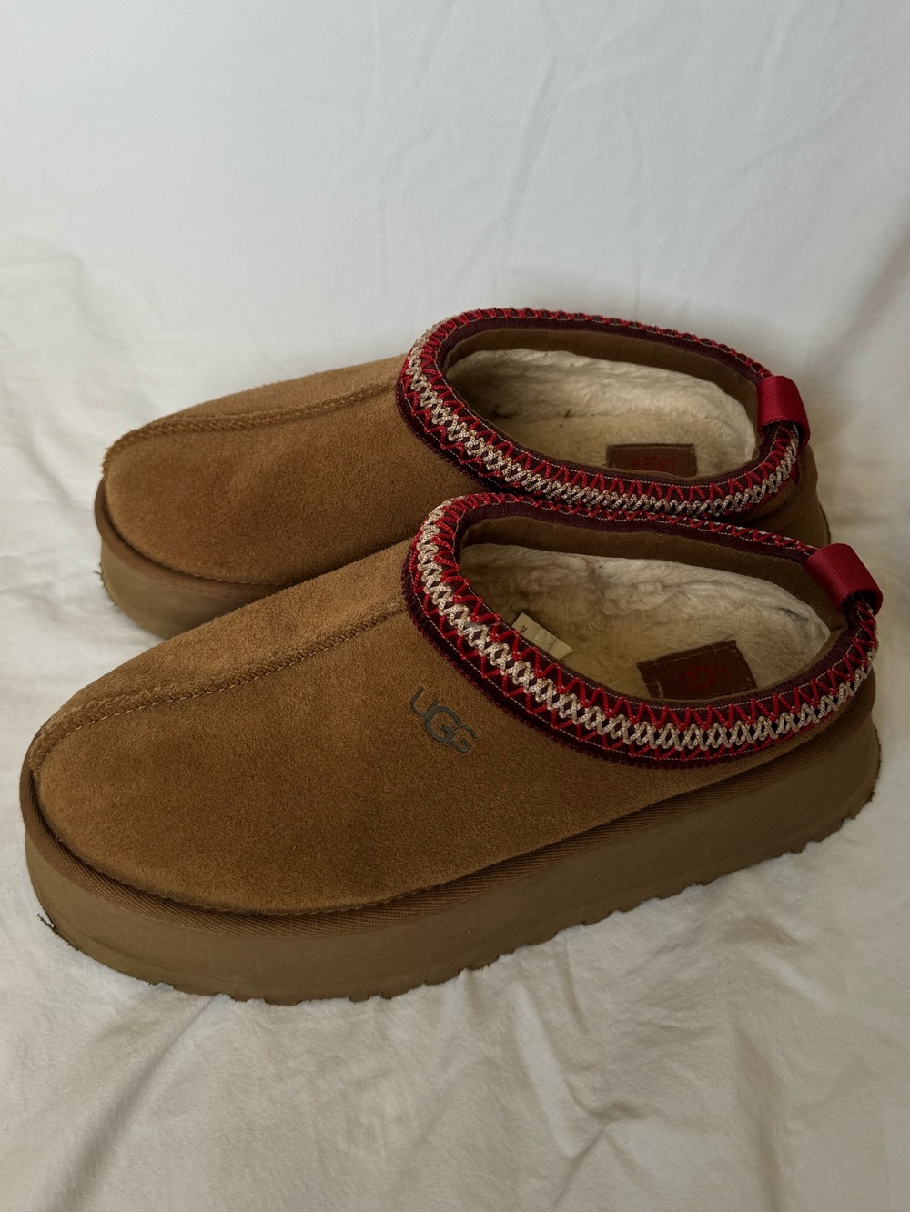 Authentic UGG Tazz II Platform Clogs - Chestnut - US Women’s 8